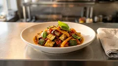 Gemüseeintopf provenzalisch: sommerleicht, vegan und in 20 Minuten auf dem Tisch